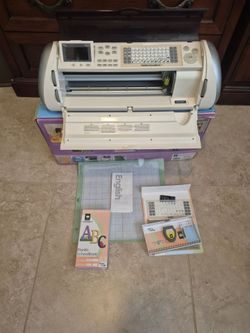 CRICUT EXPRESSION CUT MACHINE