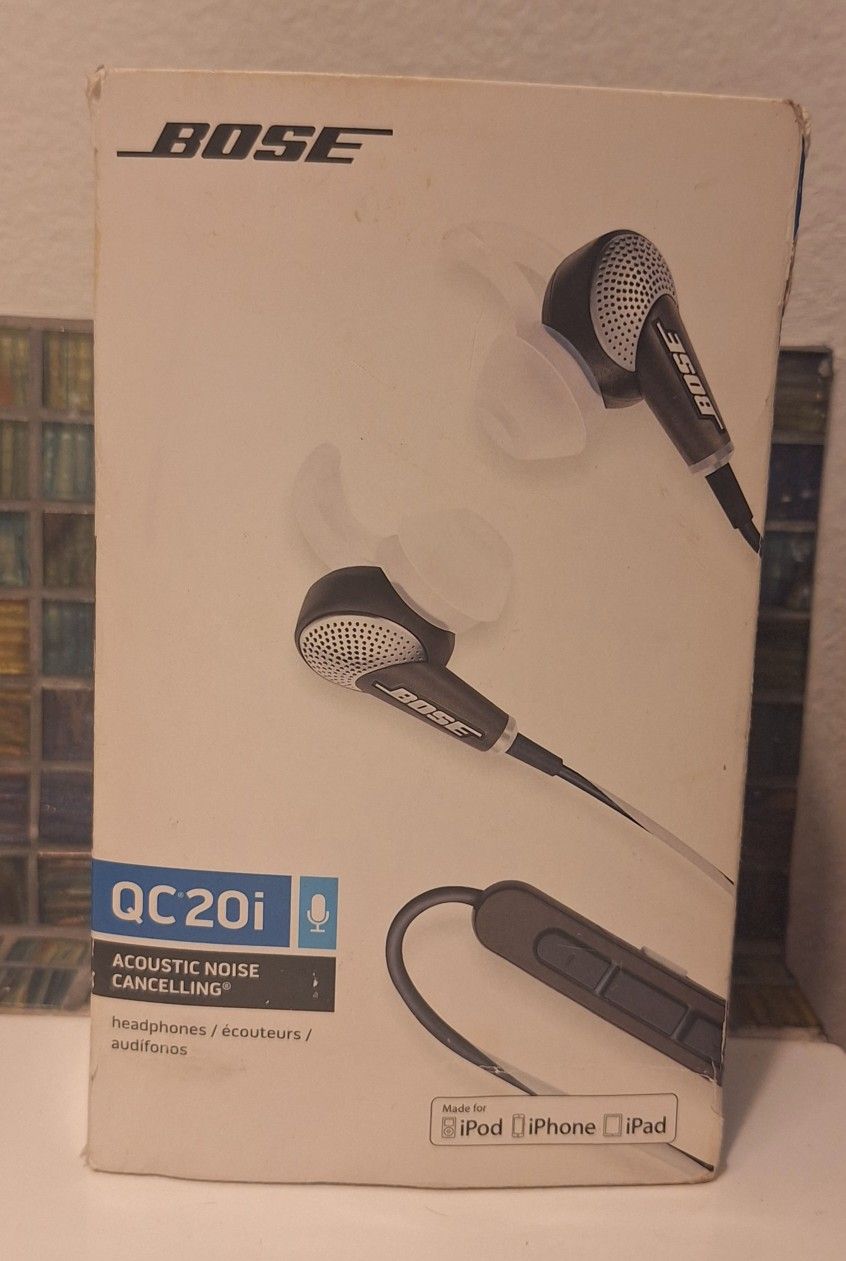 Qc 20i Bose Headphones. Brand New