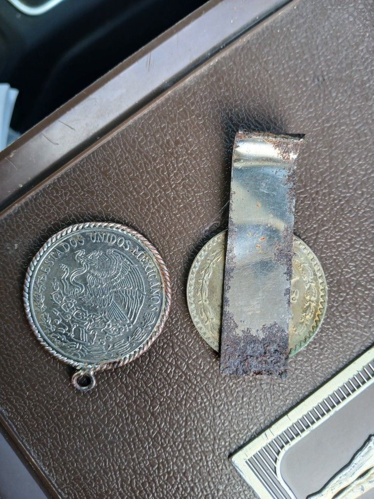 Old Mexican Coins 1976