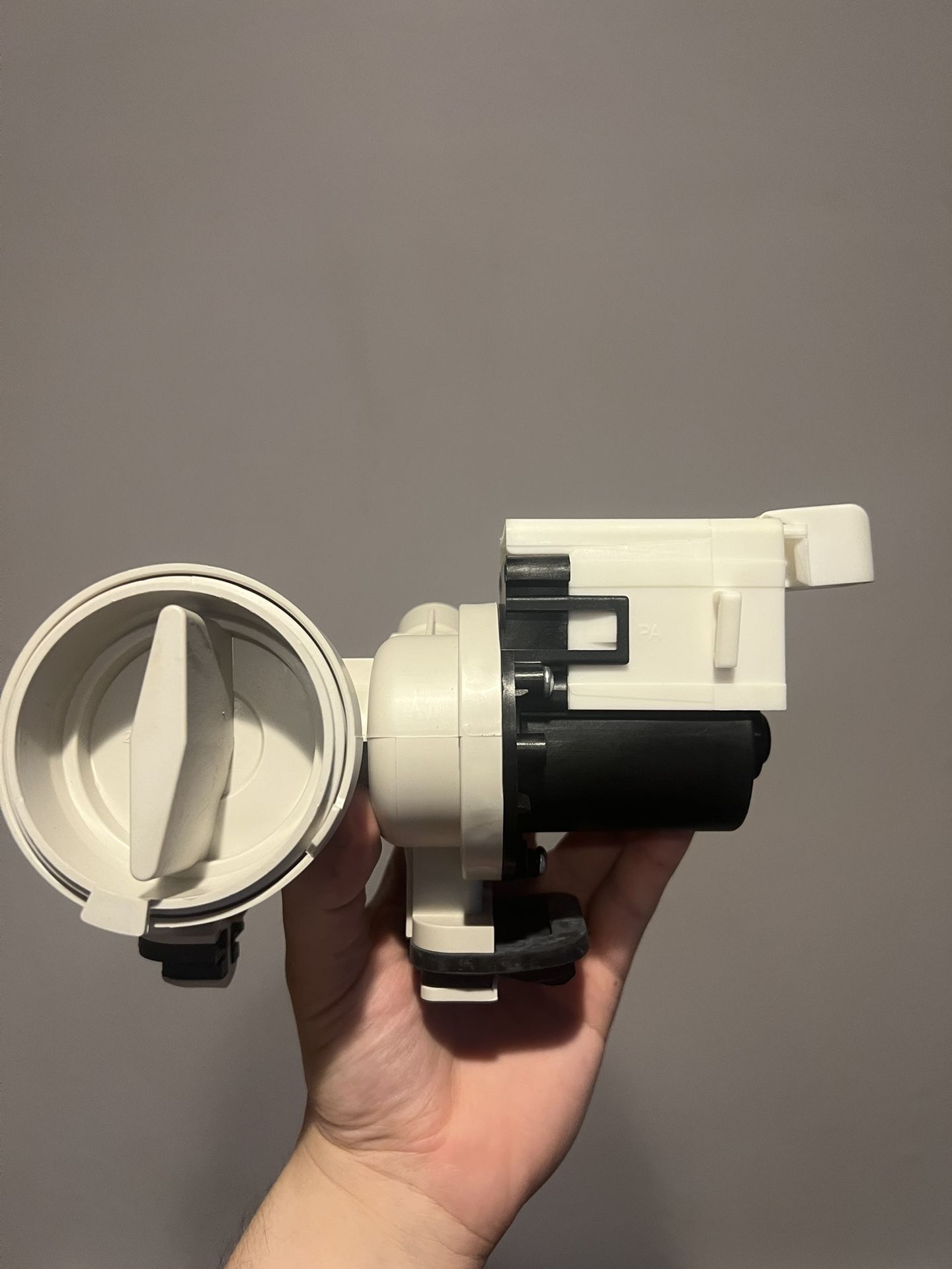 WHIRLPOOL OEM Washer Drain Pump