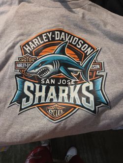 New Tshirt Size 2x 15$ 