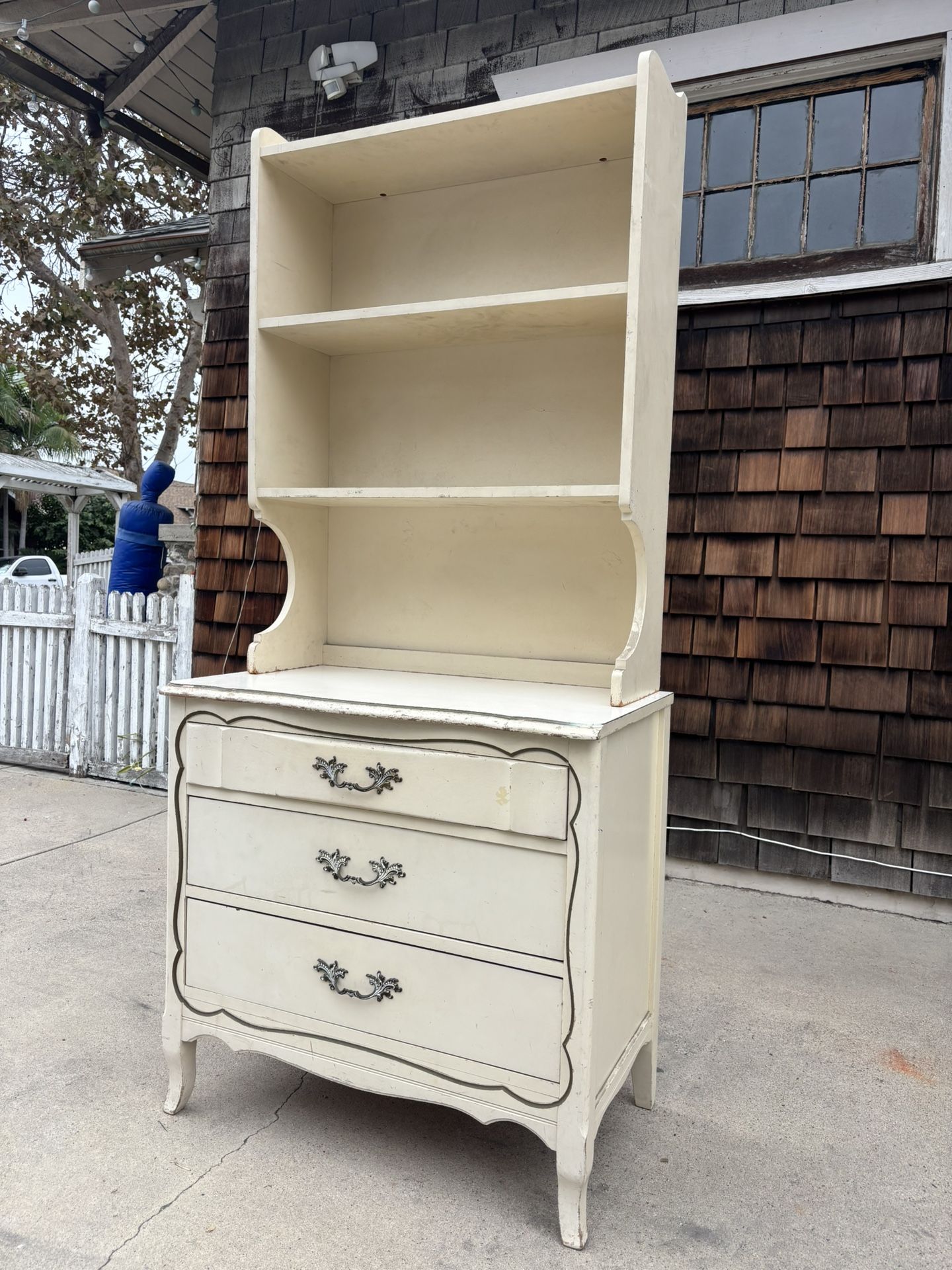 Dresser/cupboard La Coquette $120