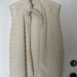 Vest White Fur