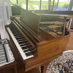Grand Piano