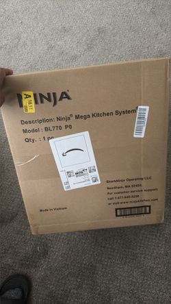 Ninja blender and all attachments
