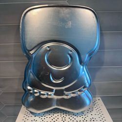 Vintage 1978 Wilton Ziggy Aluminum cake pan  14 ” t x 10” w x 2” deep