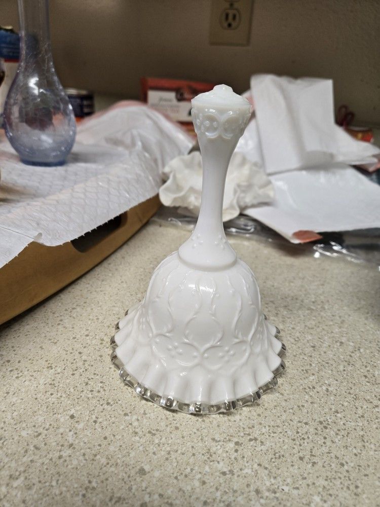 Collectable 12 PIECE Milkglass