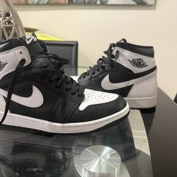 Air Jordan 1 Retro High OG Black And White 2.0