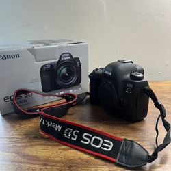 Canon 5D Mark IV