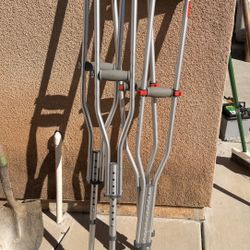 Adjustable Aluminum Crutches – Like New