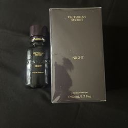 WOMEN’S PERFUME VICTORIA SECRETS