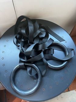 Gymnastic Rings with Adjustable Straps