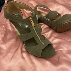 Micheal Kors Heels