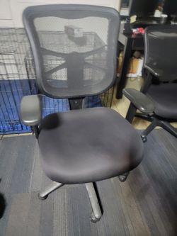 Adjustable Office Chair