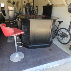Bar With Stool 