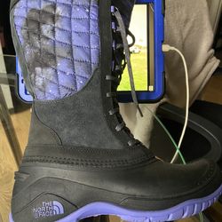 Women’s Northface Thermoball Winter Boots 