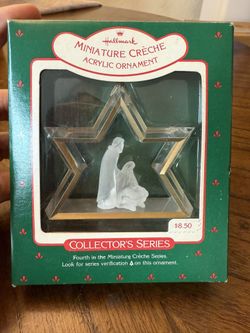 Vintage 1988 Hallmark Miniature Crèche Acrylic Ornament. This item is part of the Collector's Series and was originally released in 1988. 