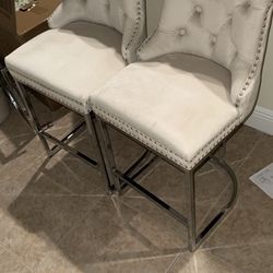Brand New Set Of 4 Bar Stool/Side Chair