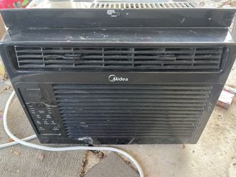 Midea Black Ac With Remote