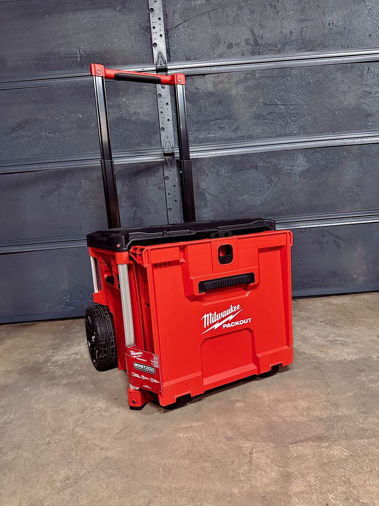 Milwaukee PACKOUT 19’ Rolling Drawer Box