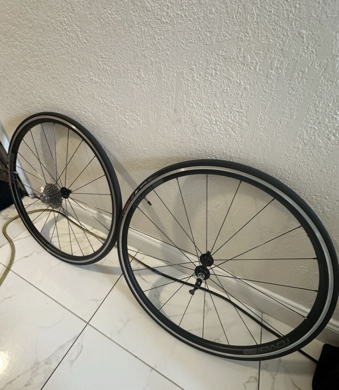 Roval SLX 24 Wheelset 700c 11sped Shimano 105