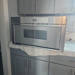 Microwave OVEN