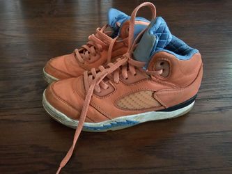 Girls shoes