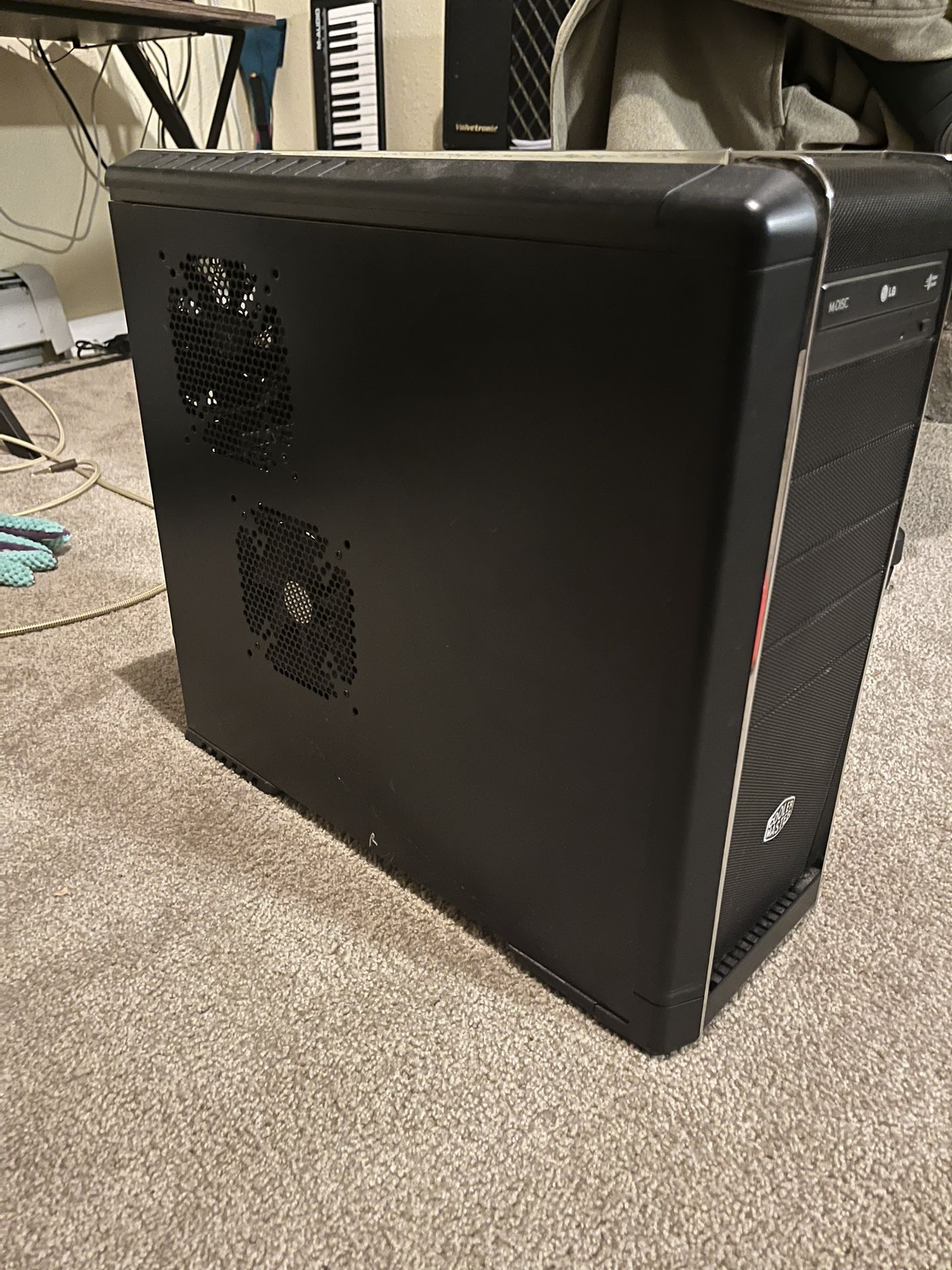 Cooler Master Full Tower PC Case With 650 Watt Ps