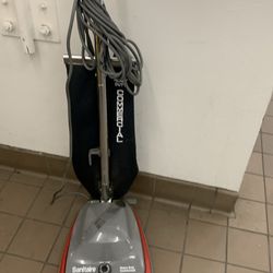 Alguien que quiera trabajar 3días en limpieza