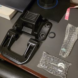 black D-Ring recovery hook for the GMC Hummer EV 