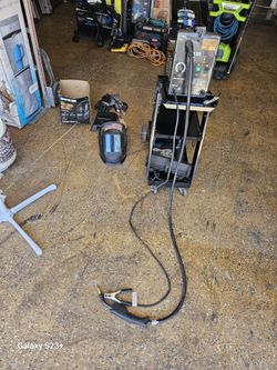 Welding machine with car