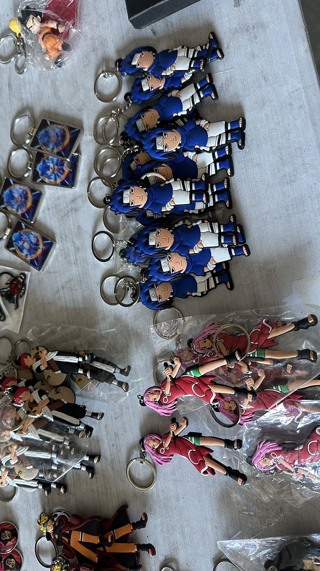 1 Dollar 50 Cents KEYCHAINS NEW