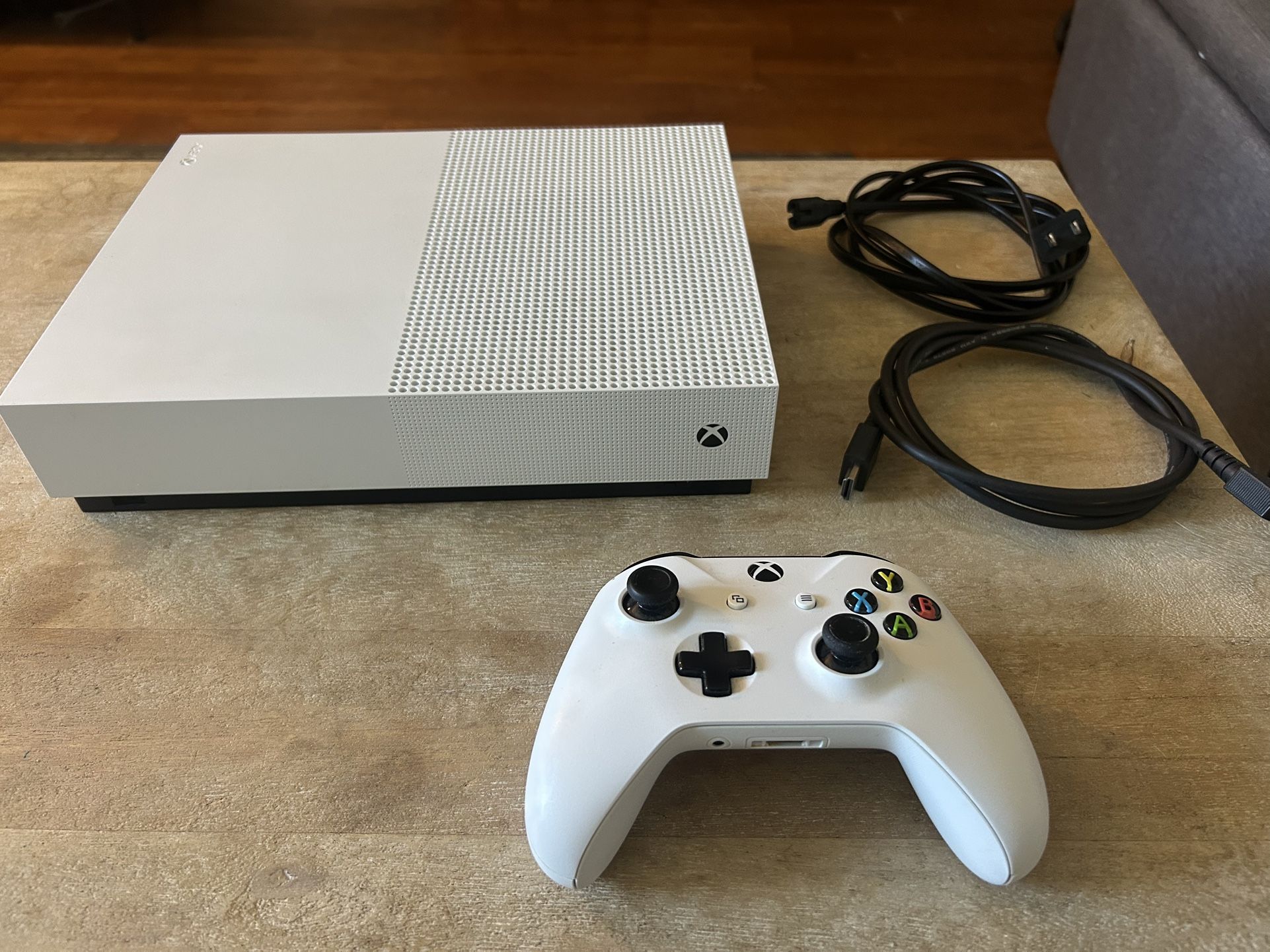 Xbox One S Digital Edition 1TB