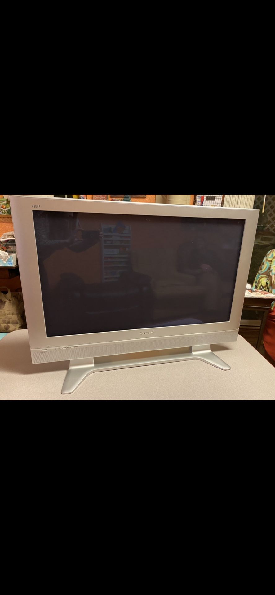 42” Panasonic TV with remote and HDMI