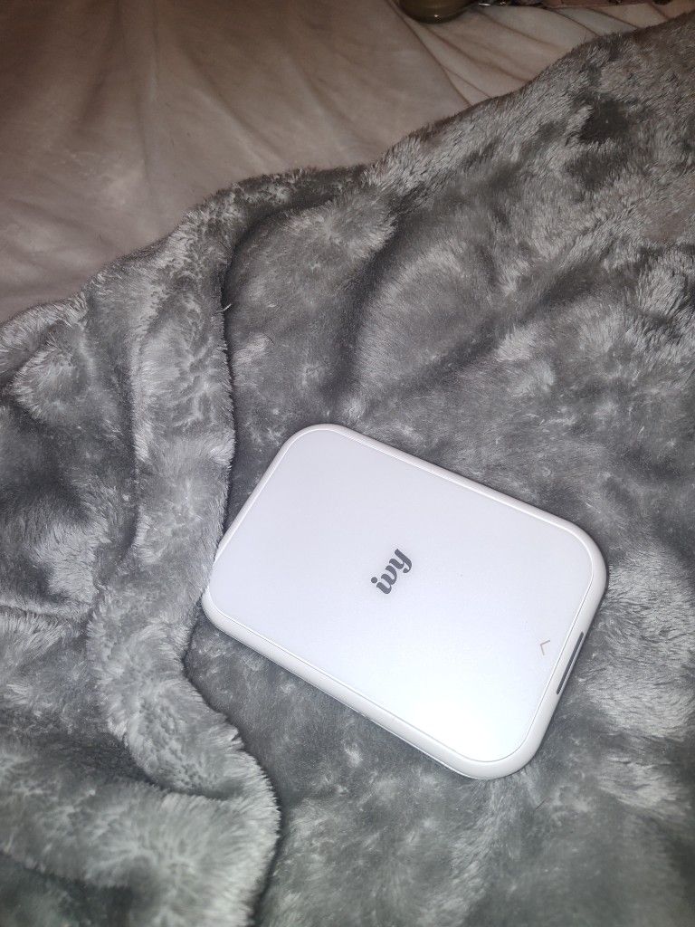 Canon Ivy Bluetooth Printer With A Pack Of Film