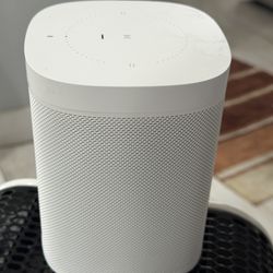 Sonos One Wireless Speakers With Two Stands