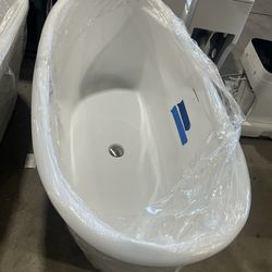 Acrylic Tub Freestanding Tub Bathtub 59” x 29” $499  Luke’s liquidations warehouse Address:  2434 N Forsyth Rd, Suite A, Orlando, Fl, 32807 Open  Mond