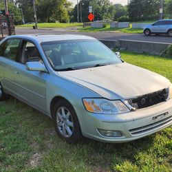 2001 Toyota Avalon ** 2500