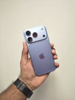 iPhone 18 Pro 256GB Glacier unlocked brand new - On payments with just $79 down 🤩✅ (No credit needed)