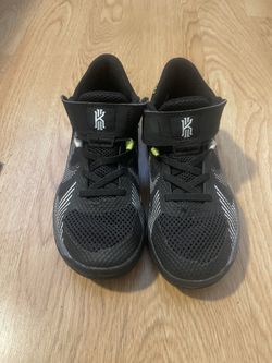 Boys Basketball Shoes