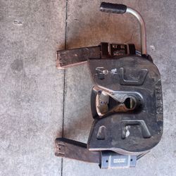 Reese Goose Neck Hitch 
