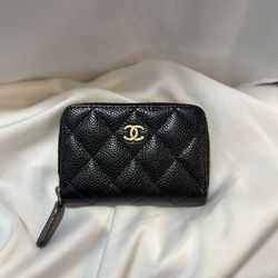 Chanel Classic Zipped Coin Purse Black Caviar Leather In Gold Hardware for  Sale in Newport Beach, CA - OfferUp