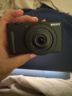 Sony ZV-F1