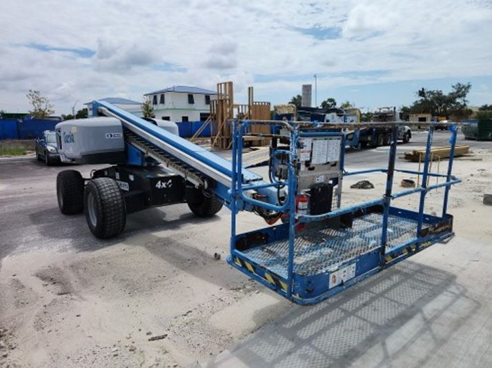 60’ Straight Boom - Genie S-60