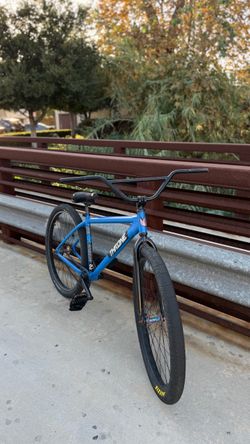 Throne BMX Bike Blue 29er