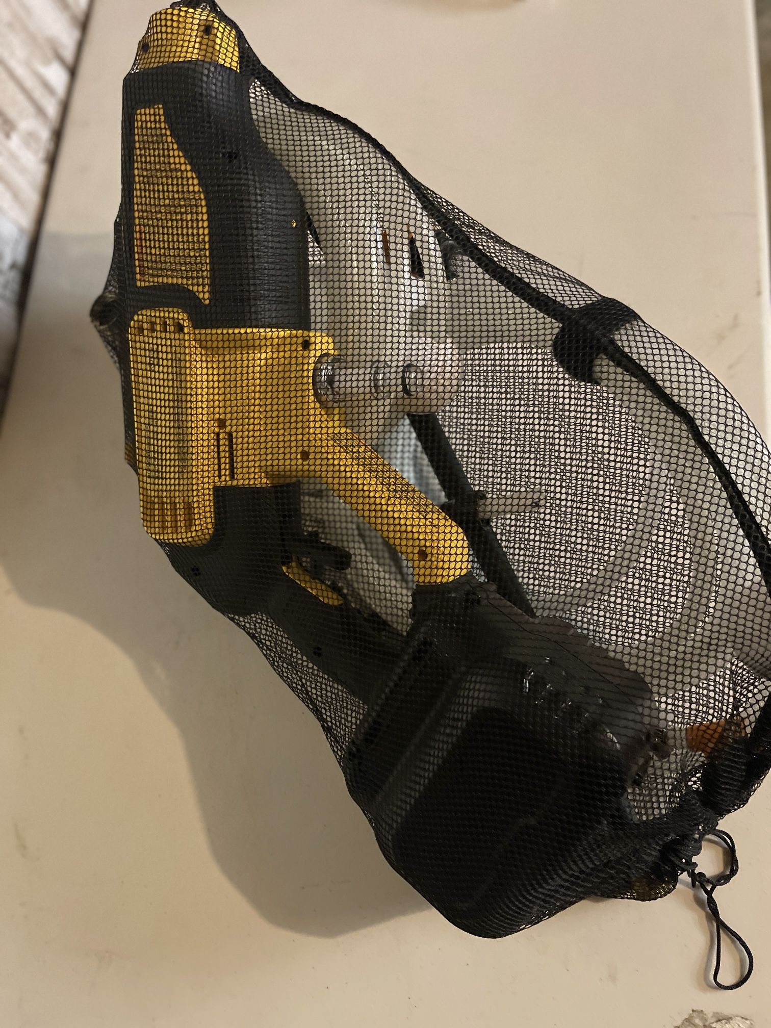 Dewalt 20v max 550 psi cordless power cleaner