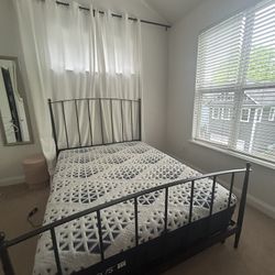 Queen Sleepys Mattress And Crate And Barrel Bed Frame 