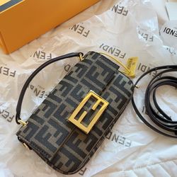 Fendi Baguette Bag@xjy