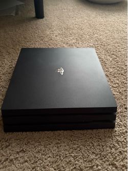 Ps4 Pro with cables No controller