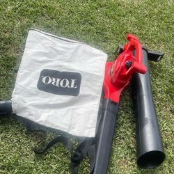 Toro  Ultra leaf Blower/Vacuum/Mulcher,/ Shredder .with bagger.